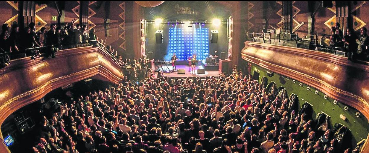 Alchemy Project, homenaje a Dire Straits en Kafe Antzokia